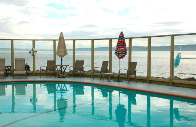 West Seattle Waterfront Condominium ~ West Beach Condominium photos photos