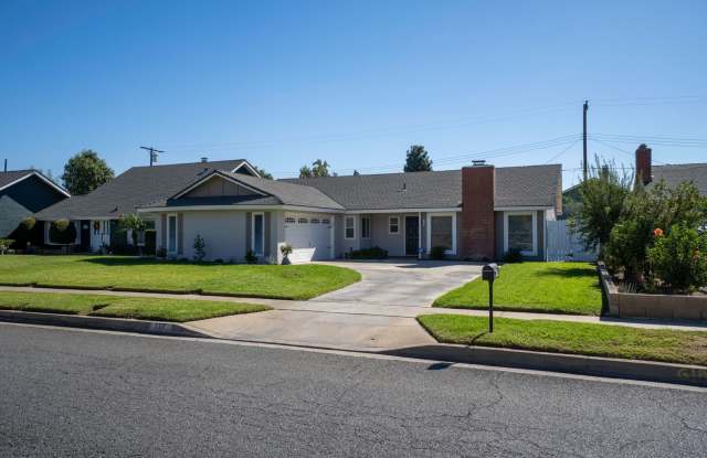 Lovely Single-Story 4-Bedroom Home Available in Rialto! photos photos