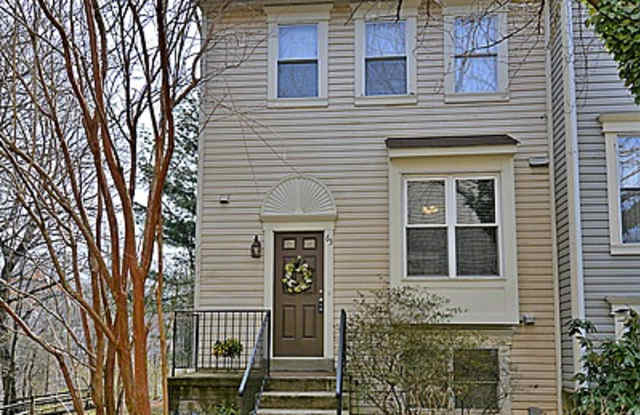 63 Kinsman View Circle - 63 Kinsman View Circle, Four Corners, MD 20901