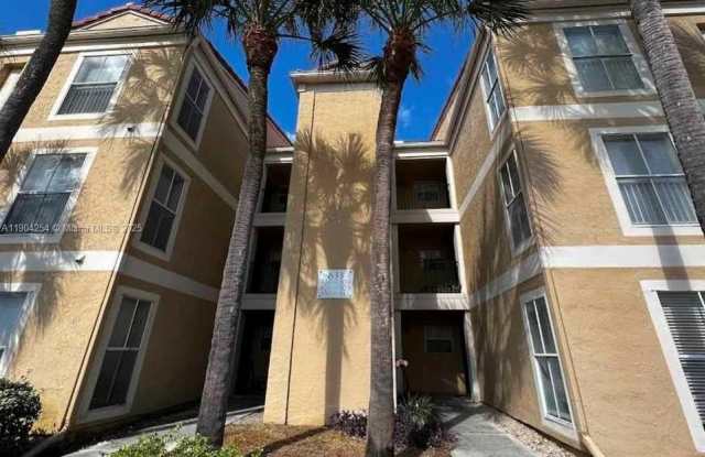 833 Riverside Dr photos photos