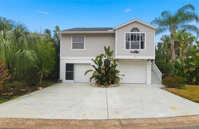 7705 SAILWINDS PASS - 7705 Sailwinds Pass, Port Richey, FL 34668