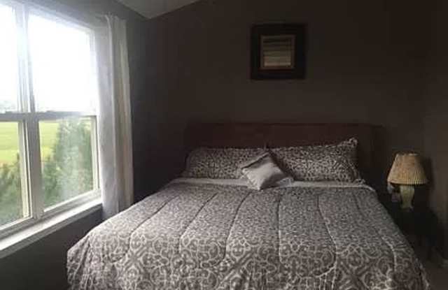 Room in 4 Bedroom Home at Linden Park Ln photos photos