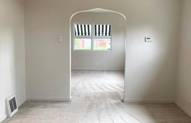 16 Landgraf Avenue Gallery 2