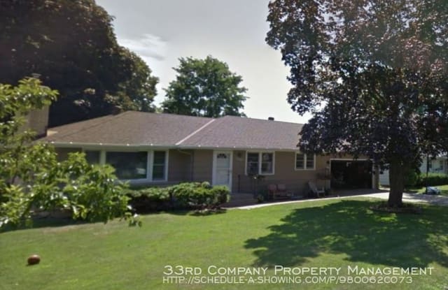 7039 Oakland Avenue - 7039 Oakland Ave, Richfield, MN 55423