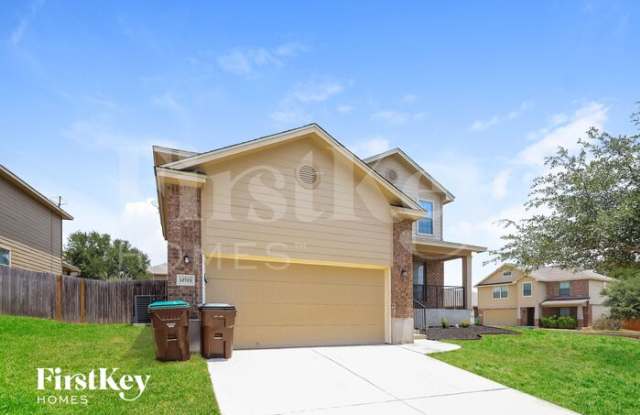 10703 Ranchland Fox photos photos