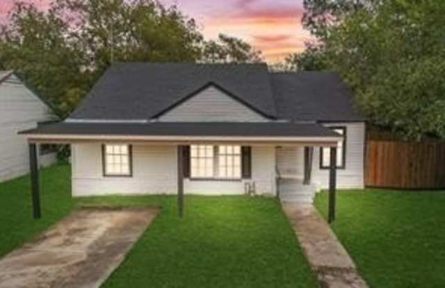 904 N Virginia Street photos photos