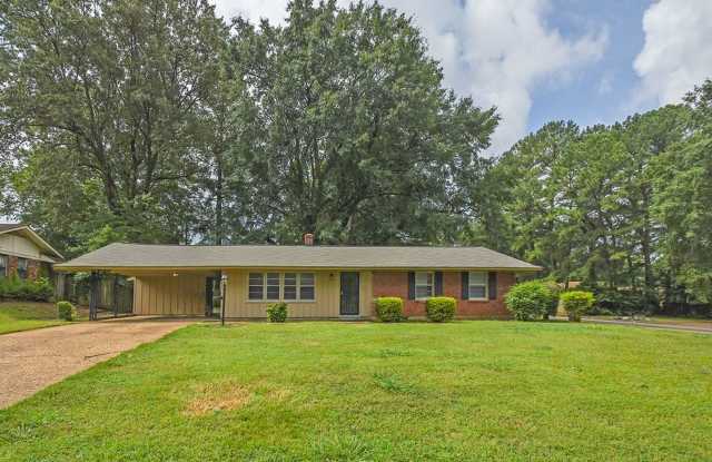UPDATED 3 bed, 1.5 bath with STAINLESS STEEL appliances. - 1485 Carol Drive, Memphis, TN 38116