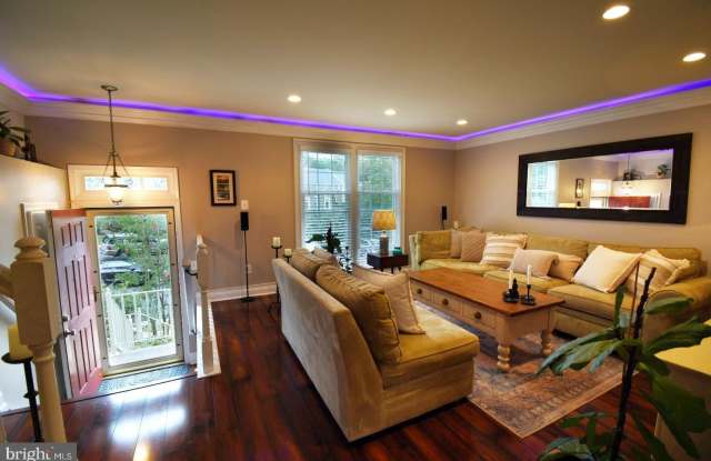 46572 BROADSPEAR TERRACE Gallery 2