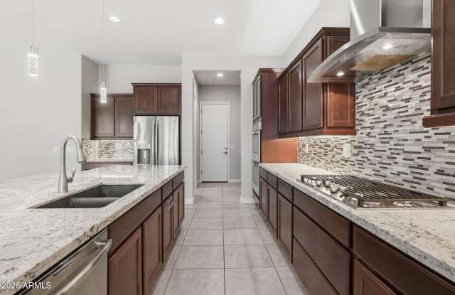 5219 S Wildrose Gallery 2