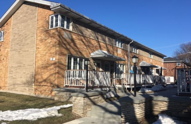 13 S Waiola Ave 8 - 13 South Waiola Avenue, La Grange, IL 60525