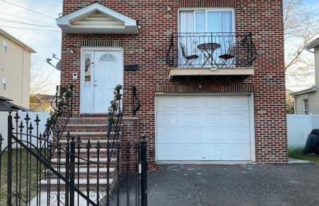 817 Jackson Avenue - 817 Jackson Avenue, Linden, NJ 07036