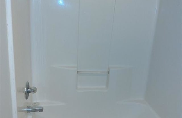 6083 Applecrest Ct Gallery 4