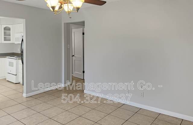 1101 Isbell Street - 1101 Isbell Street, Gretna, LA 70053