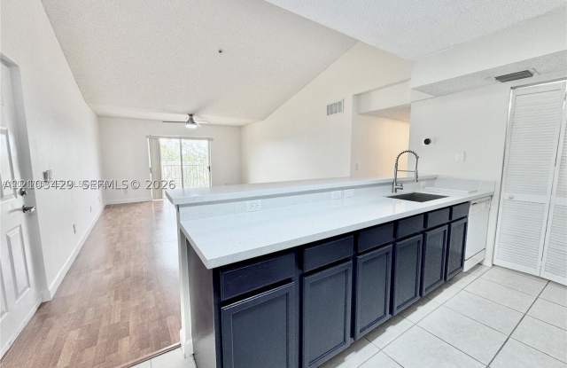 9905 Westwood Dr Gallery 4