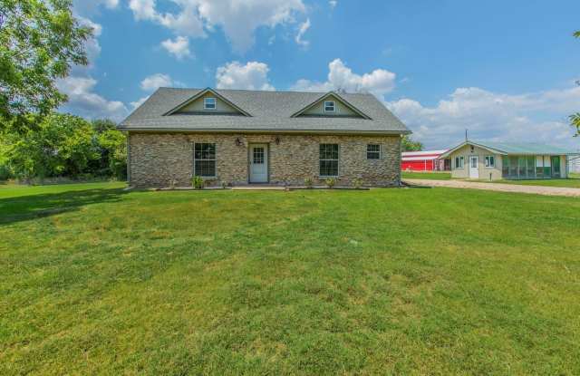 768 Elmwood Drive Gallery 1