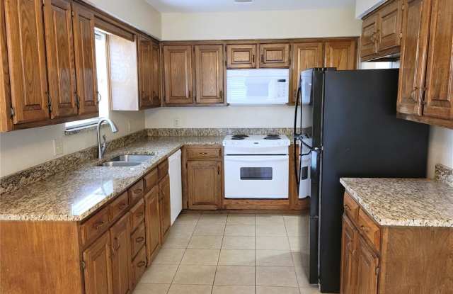 208 Shawnee Trail Gallery 4