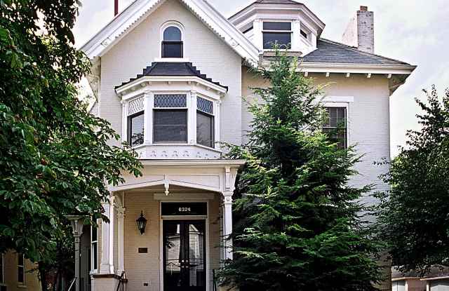 6324 Howe St - 6324 Howe Street, Pittsburgh, PA 15206 6324 Howe St - 6324 Howe Street, Pittsburgh, PA 15206