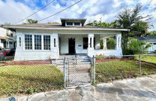 Spacious 2 Bedroom Home photos photos