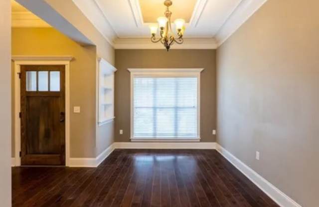 4427 Kenilworth Circle photos photos