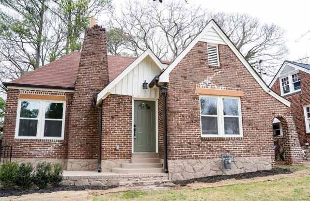 1395 Winburn Drive photos photos