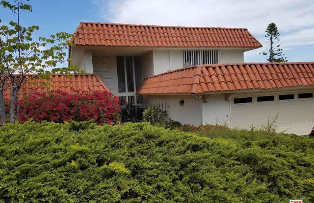 2546 WESTRIDGE Road Gallery 3