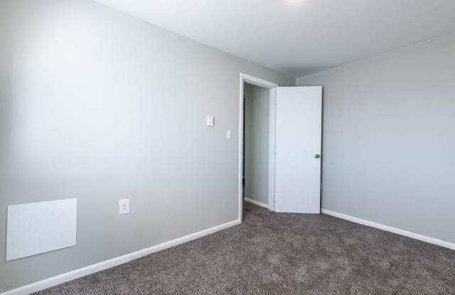 Shadowood Apartments IV Gallery 3