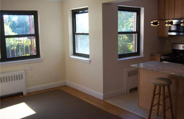 61 White Oak Gallery 4