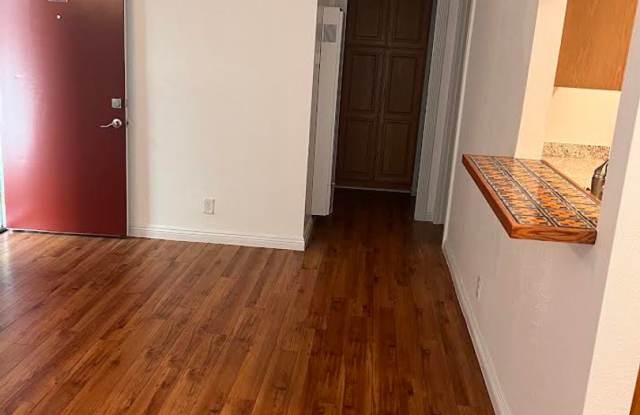 Renovated 2 Bedroom/ 1 Bathroom Condo Available in Culver City $2,600! *MOVE-IN SPECIAL* - 4802 Hollow Corner Road, Culver City, CA 90230