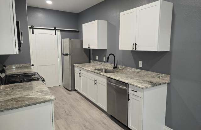 409 South Steen Drive - 104 Gallery 4