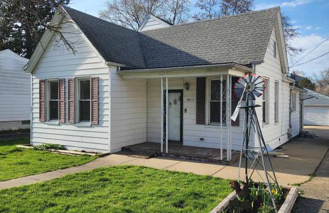 3423 W Hill St photos photos