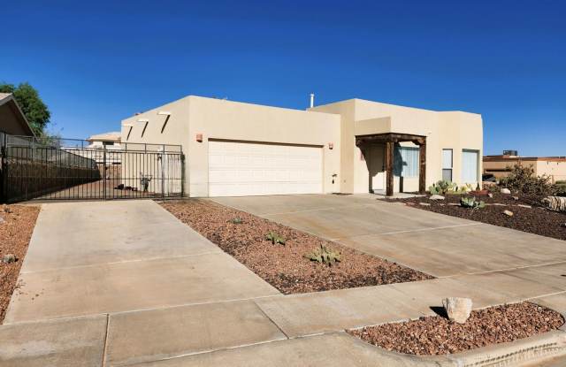 600 Stone Canyon photos photos