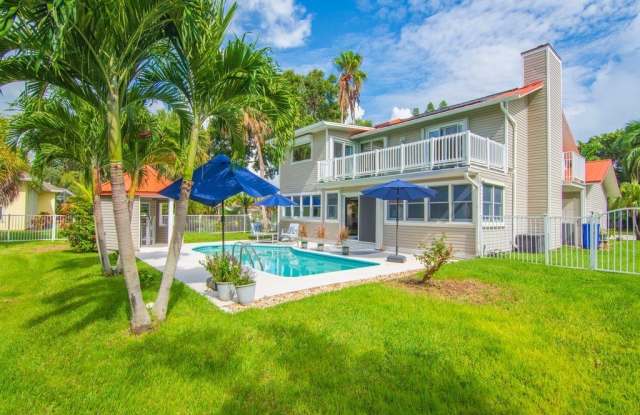 27 Sea Gull Avenue - 27 Seagull Avenue, Vero Beach, FL 32960