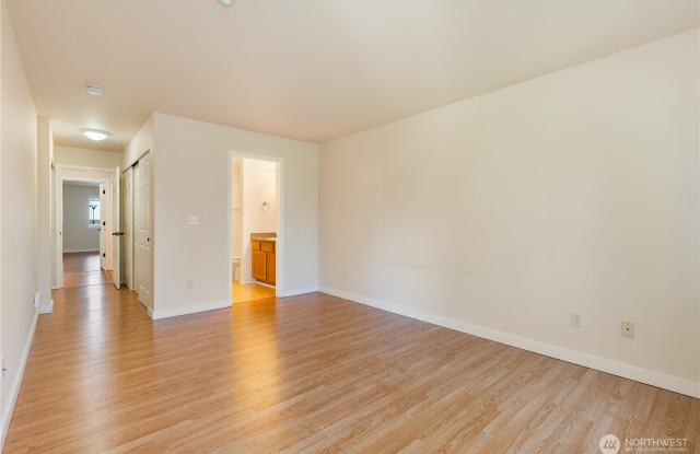 12406 Southeast 31st Street Unit 202 photos photos