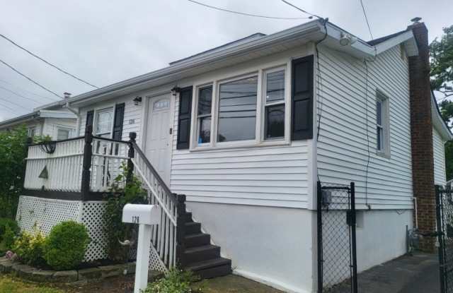 126 Seabreeze Ave photos photos