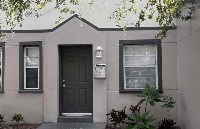 2722 Poinsettia Avenue photos photos