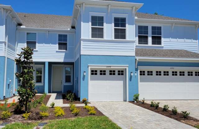 Annual UNfurnished almost BRAND NEW townhome just south of University and Lockwood Ridge! photos photos
