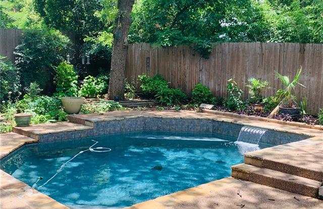 409 Lone Oak Circle Gallery 2