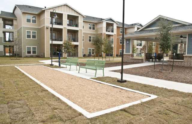 Belle at Bay Colony 55+ Apartments Gallery 4