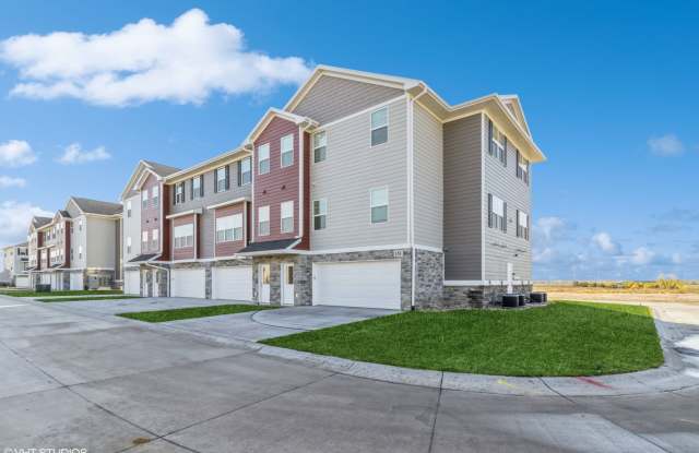 Big Ben Townhomes - 2 Bedroom/1.5 Bathroom photos photos