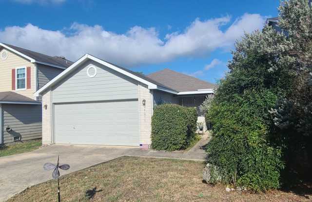 Cute 3/2/2 single story in Bulverde Village! photos photos