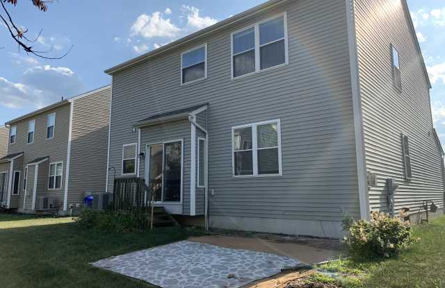 354 Hoskins Way Gallery 2