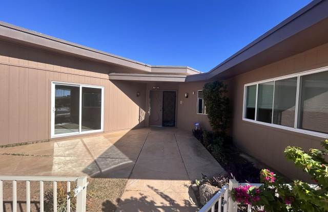 10838 W THUNDERBIRD Boulevard photos photos