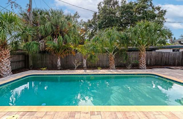 5823 22nd Street West - 5823 22nd Street West, Bayshore Gardens, FL 34207