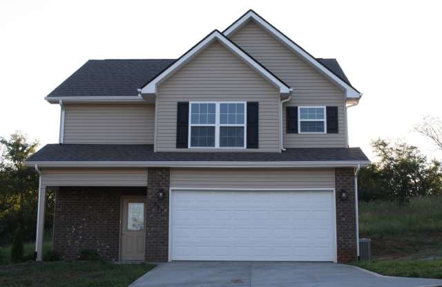 Maryville 37804 - 3 bedroom, 2.5 Bath home with year-round mountain views - Call Troy Adams (865) 233-6949 photos photos