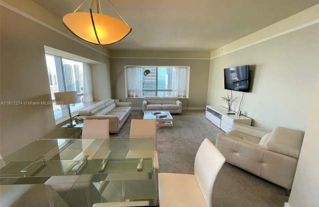 1435 Brickell Ave photos photos