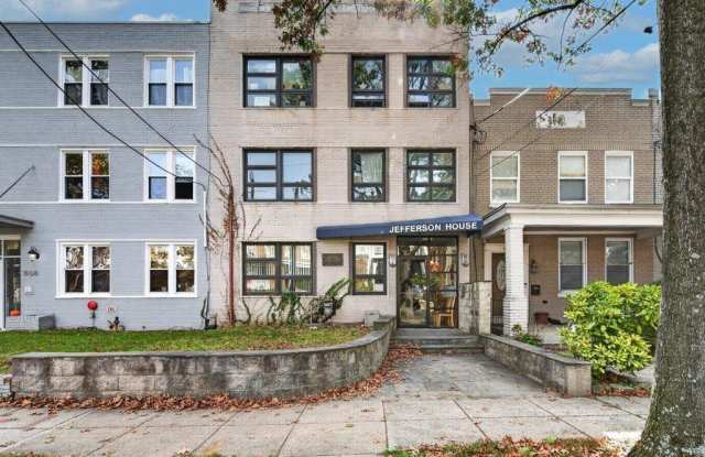 610 JEFFERSON Street NW Gallery 1