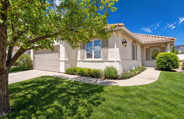 Spacious 4 bed 4 bath Ranch-style home is Cypress Ridge gated community Gallery 1