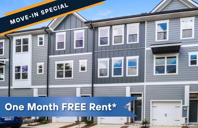 3-Bedroom, 3.5 Bath Townhome for Rent in Charlotte, NC | Attached Garage & Modern Kitchen Gallery 3