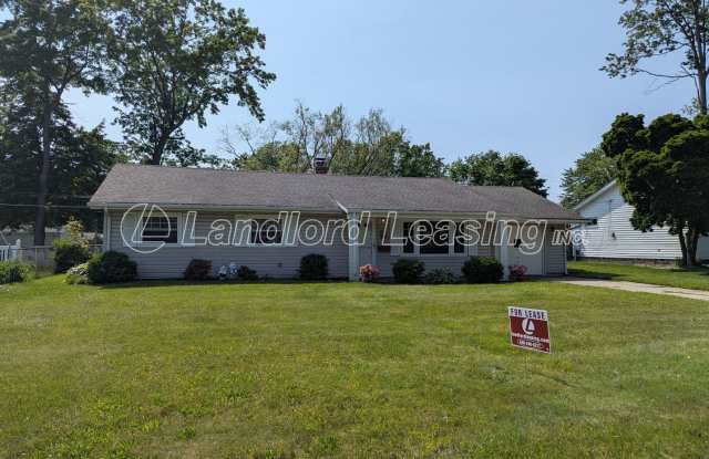 Charming 3-Bedroom Ranch with Updates in Avon Lake photos photos
