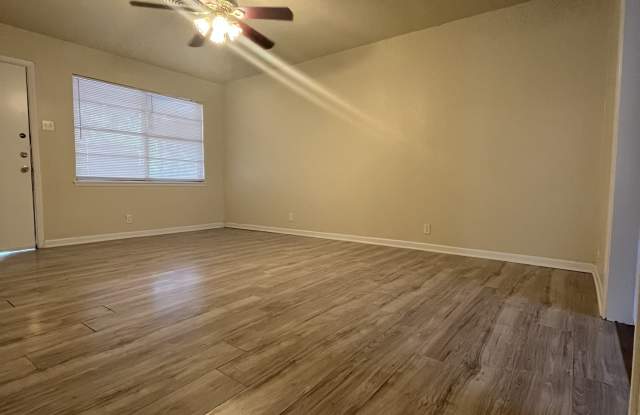 1710 Avalon Road Gallery 3
